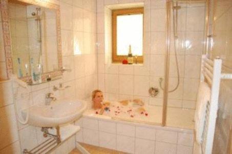 Pension Ederhof Йохберг Экстерьер фото